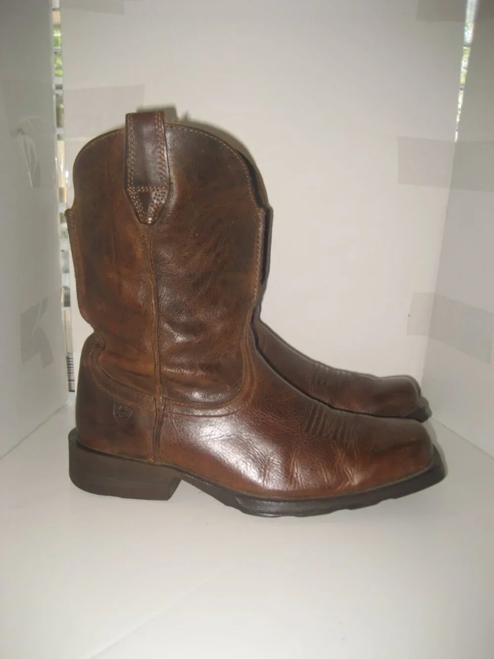Men's Ariat Rambler Antiqued Brown Leather Square Toe Boots sz 9.5D